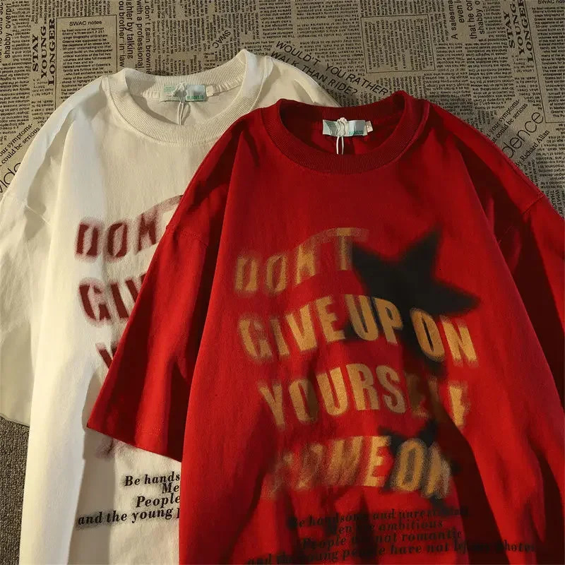 Cotton personality Graffiti Print T-shirt Top Fashion Y2K Men and Women Loose Street Hip Hop Retro Simple Short Sleeve Top 240409