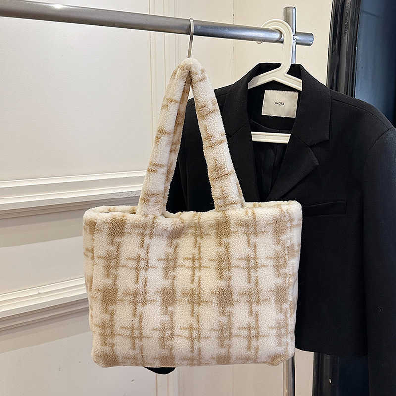 Korean Version Totes Trendy Girl Tote Bag Winter High End Hand Bags Plush Bag Fashion Shoulder Purses 241111