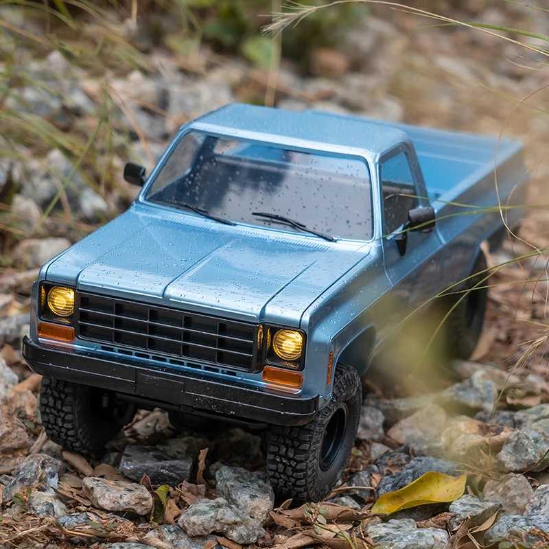Electric/RC Car FMS 1 18 Glacier Storm RC Car Rechargeable Remote Control Pickup Simulation Climbing 4WD Off-road Vehicle Toys for Children 240424