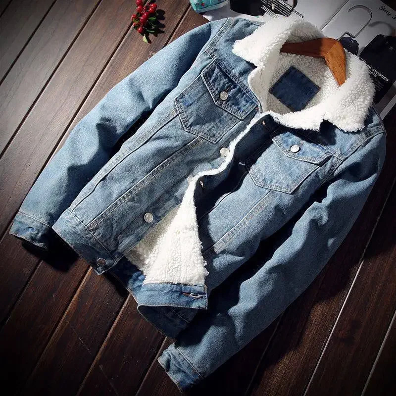 Winter wool lined denim jacket mens weight loss cotton jacket with thickened wool lining at the top for casual scenes 241108