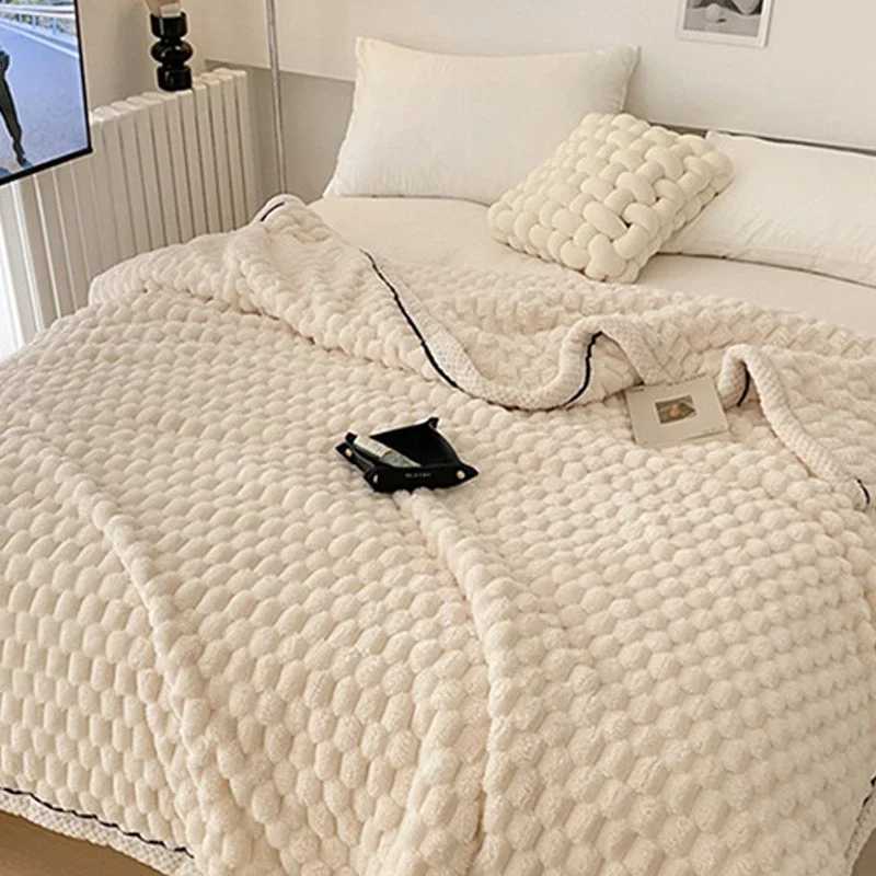 Felt turtle velvet autumn warm sleeping soft comfortable flannel blanket comfortable thick warm blanket Y241111