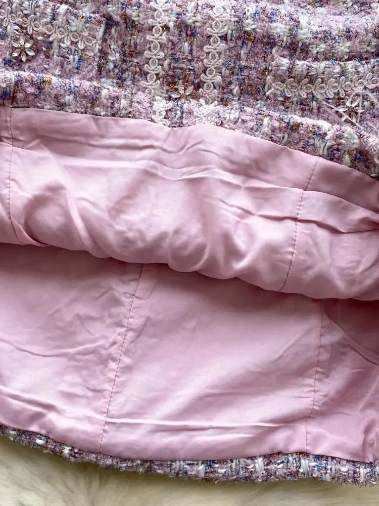 Runway Autumn Winter Mini Short Tweed Dress Women Feathers Long Sleeve Pocket Woolen Plaid Party Vestidos 241111