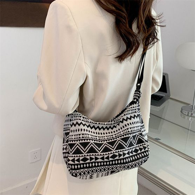 Women Designer Shoulder Bag Vintage Patterned Crossbody Bags Female Large Capacity Fashion Handbag Pockets New