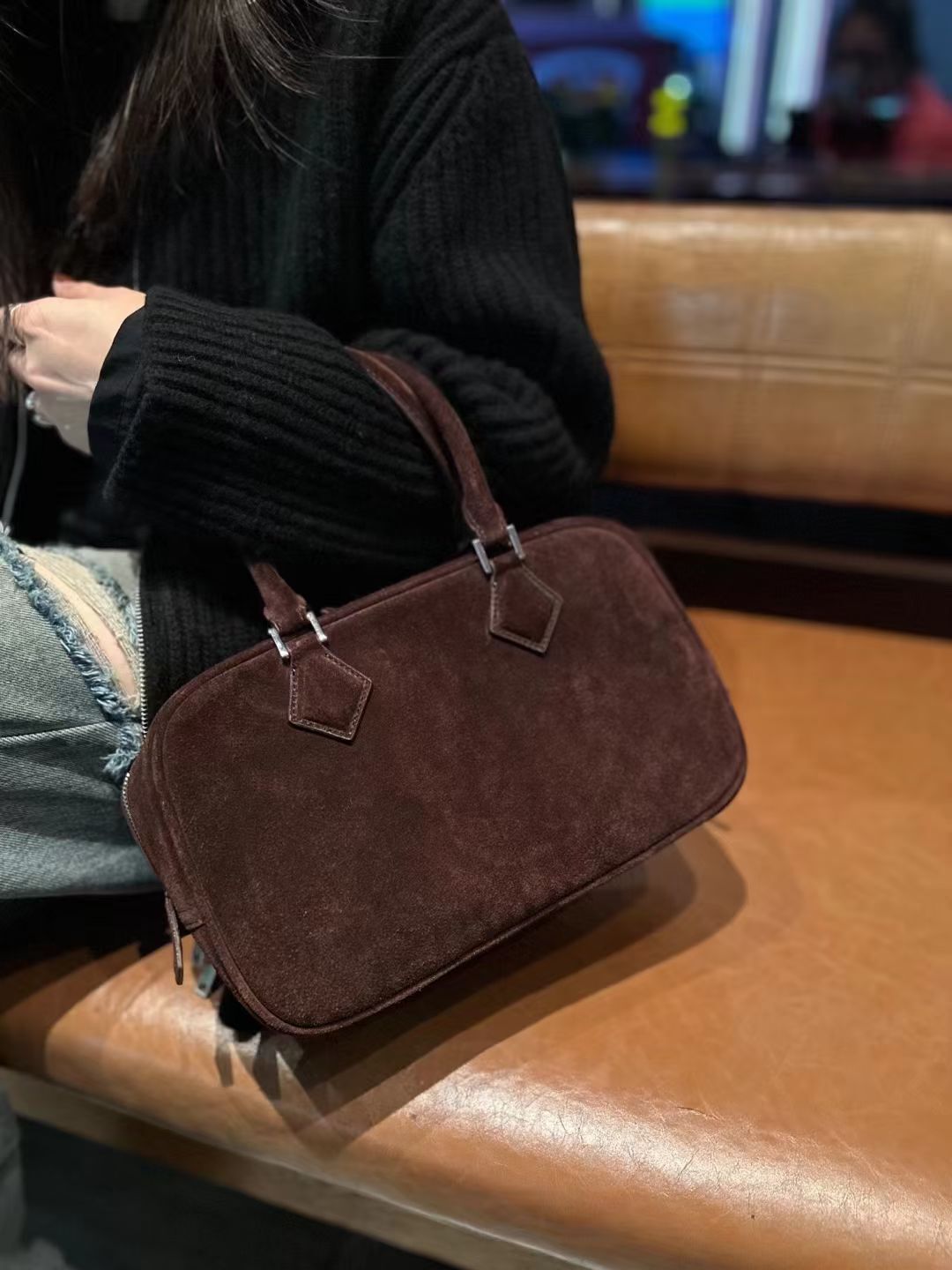 31Cm Suede Square Women Retro Designer Handbags Frosted Cowhide Leather Shoulder Crossbody Bags Fall Winter New Genuine Leather Hasp BagVoyage
