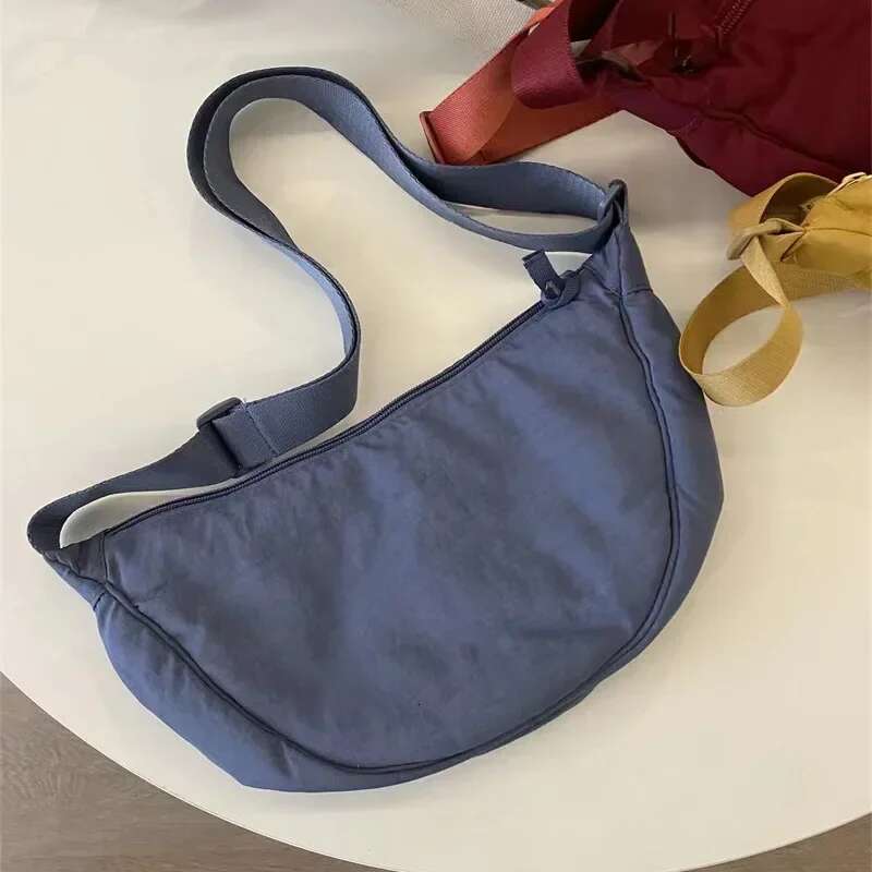 Summer New Nylon Waterprooll-match Messenger Dumpg Men and Women Multi-color High-quality Shoulder Bag