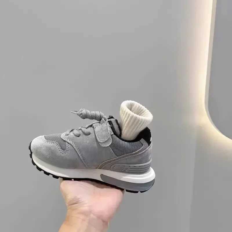 Childrens mesh sports shoes comfortable and breathable childrens running shoes boys and girls casual shoes students soft soled non slip shoes X250409