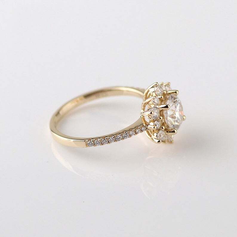 Unique Moissanite Vintage Yellow Gold Engagement Ring Halo wer Dia Half Eternity For Wedding Women gorgeous