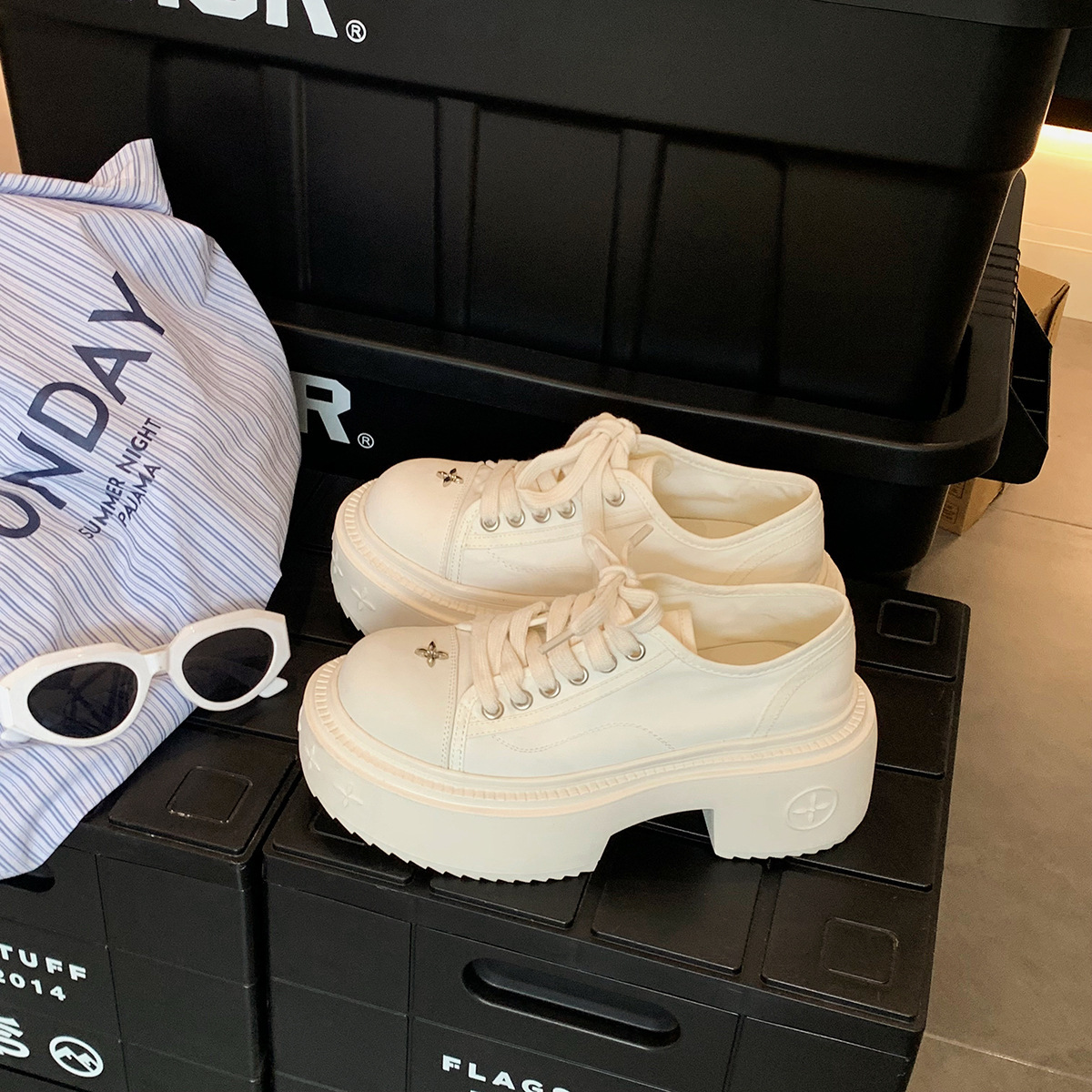 Spot Sheepskin Edition~Grape Mom Same Style 8cm Thick Bottom Height Raising Strap Round Head White Shoes Casual Canvas Shoes for Women Autumn