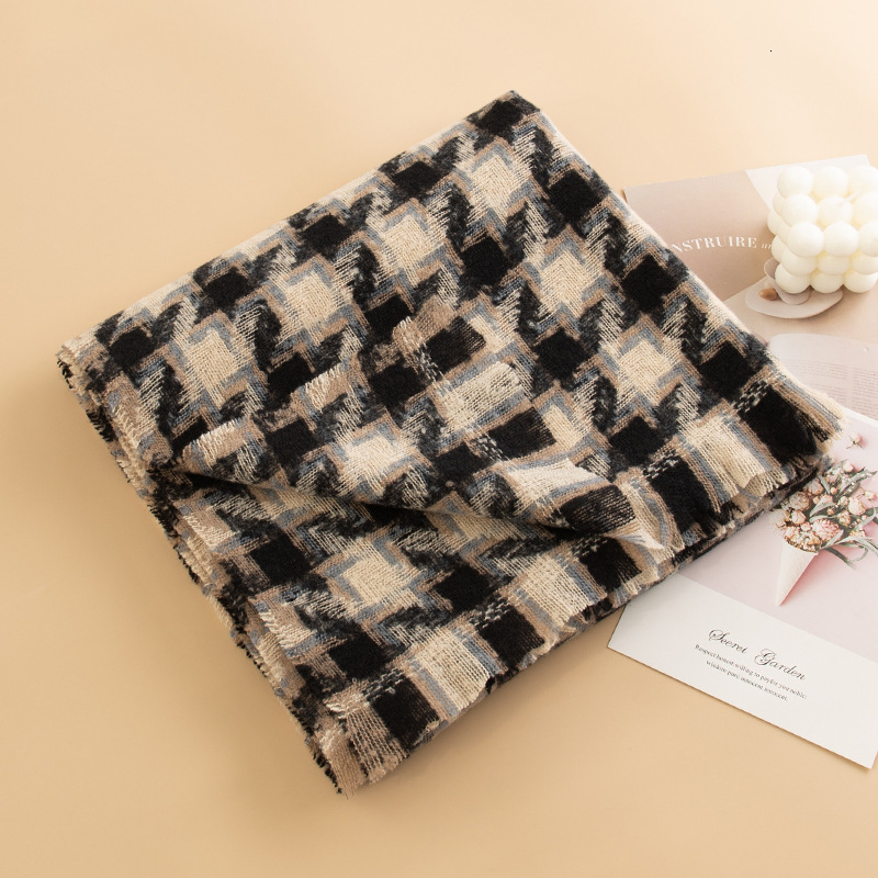 new autumn winter checkered striped scarf for women with a sense of , tassel casual, simple, warm and versatile scarf
