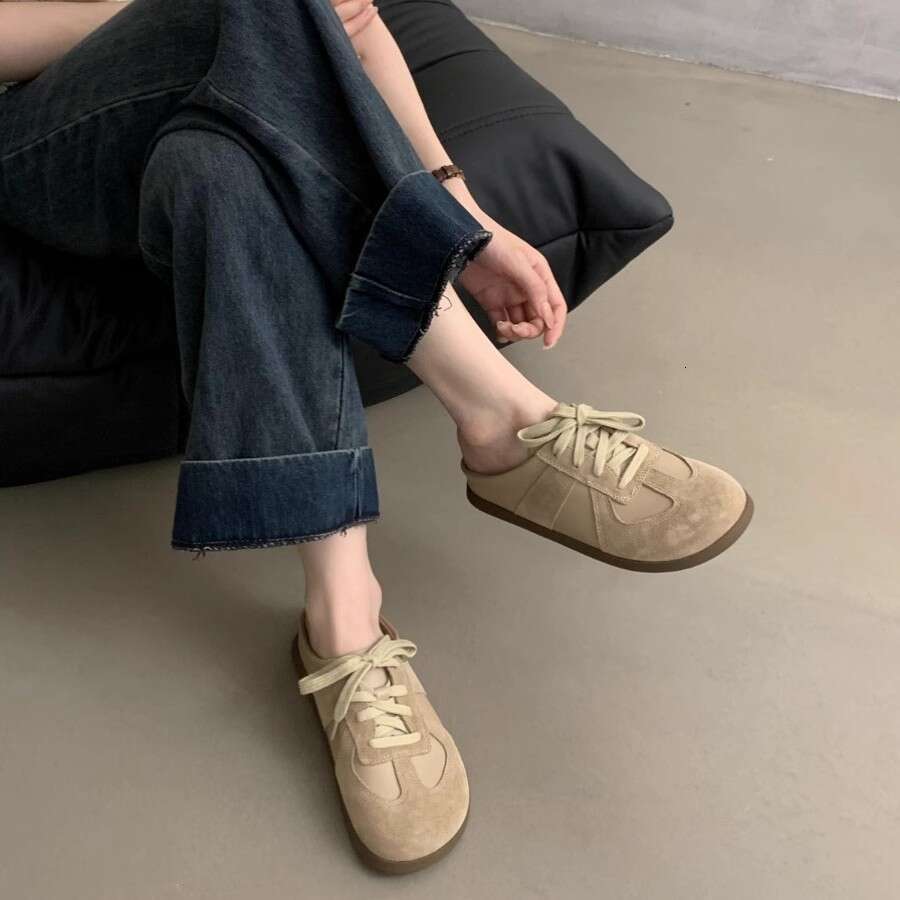 Baotou Half Slippers Autumn Outerwear 2024 New German Training Women's Thick Soled Heerless One Step Lazy Shoes