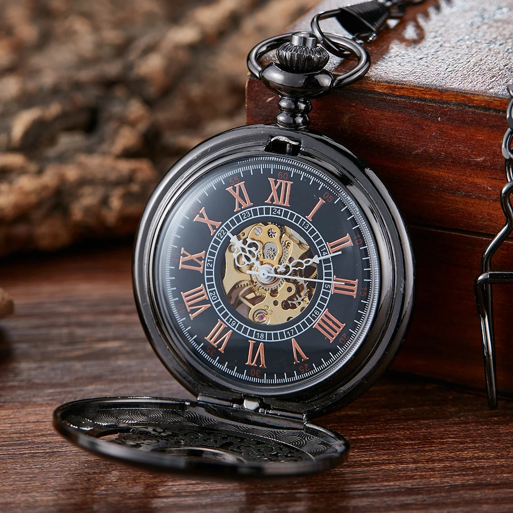 Luminous Hand Winding Mechanical Pocket Watch Pendant Bronze Classical Vintage Hollow Cover Analog for Men Watches Clock Gift 240327