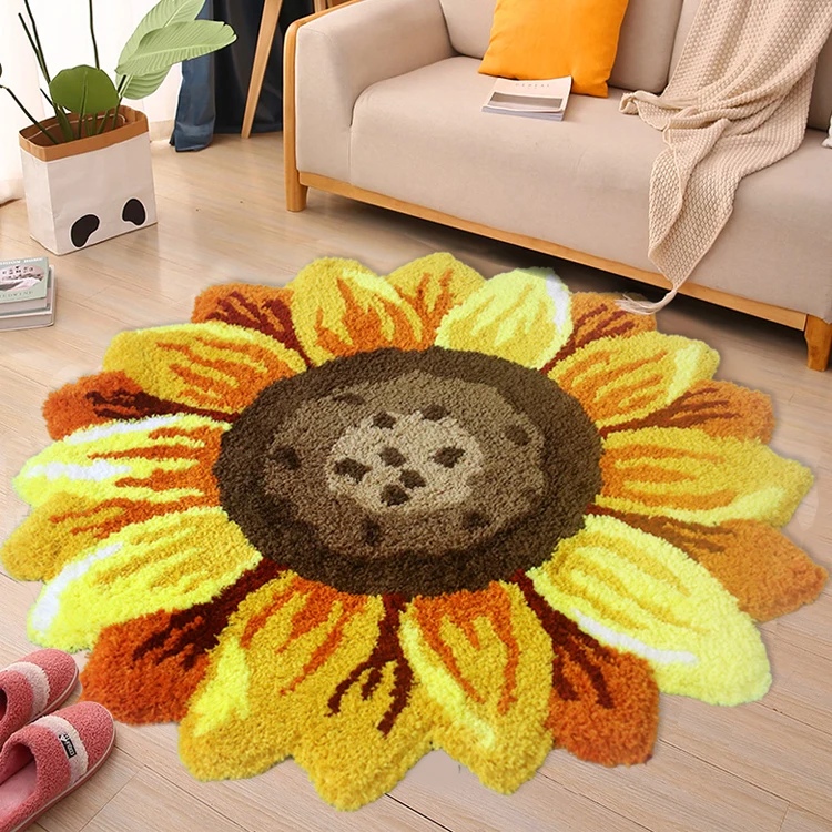 Sunflower Shape Carpet Beside Rugs Kids Pets Playground Area Rug Plush Floor Mat for Living Room Bedroom Coffee Table Home Decor