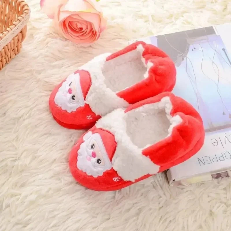 Childrens winter soft cute shoes baby warm thick shoes boys and girls cartoon Christmas casual slider 241111CJ