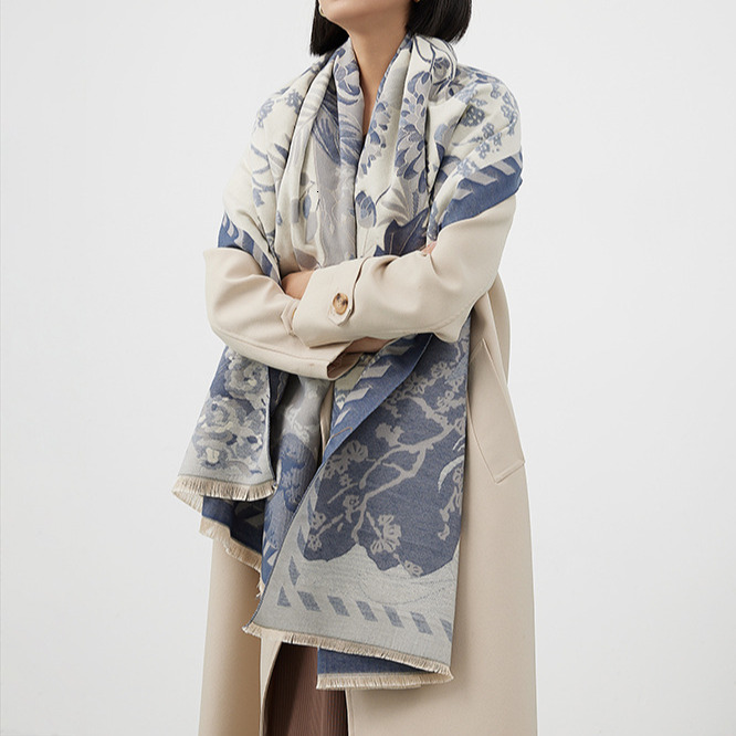 High quality fashion design, Scarf for women in winter, double layered with extended thickened tassels scarf