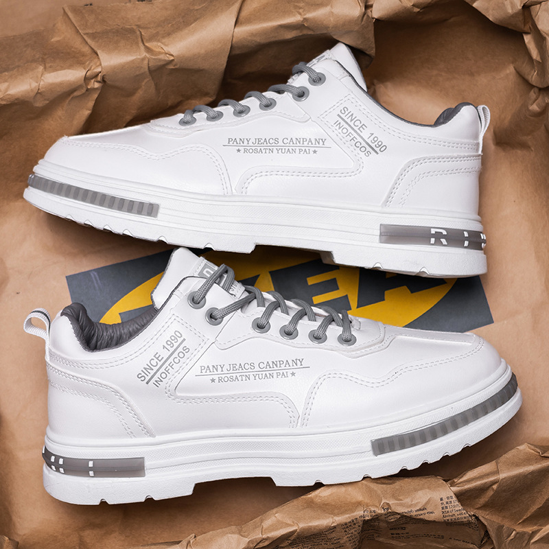 Winter Versatile Men's Workwear White Board Shoes With Waterproof Leather Surface 2025 New Casual Sports Martin Sneakers