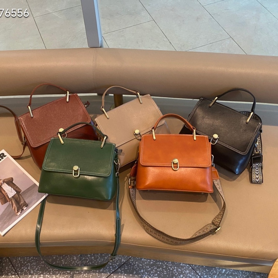 Leather Women's Handbag Hand-Held Shoulder Large Capacity Buckle Bag, Fashionable And Versatile Crossbody Bag Genuine Leather Zipper Bagvoyage