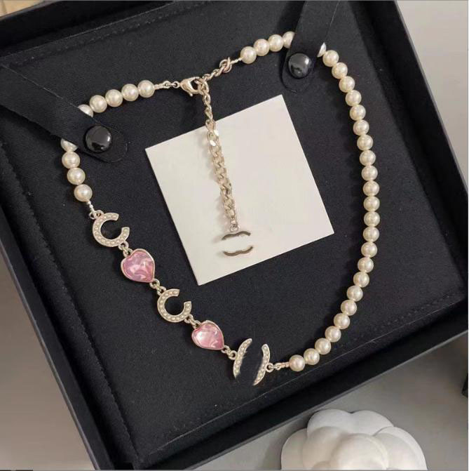 style Classic 20 Fashion Brand Designer Gold Plated Pearl Necklaces Letter Pendant Necklace Sweater Chain Jewelry Accessories