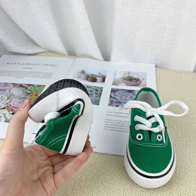 Spring/Summer New Childrens Lace Canvas Shoes for Boys and Girls Soft soled Casual Shoes X241111