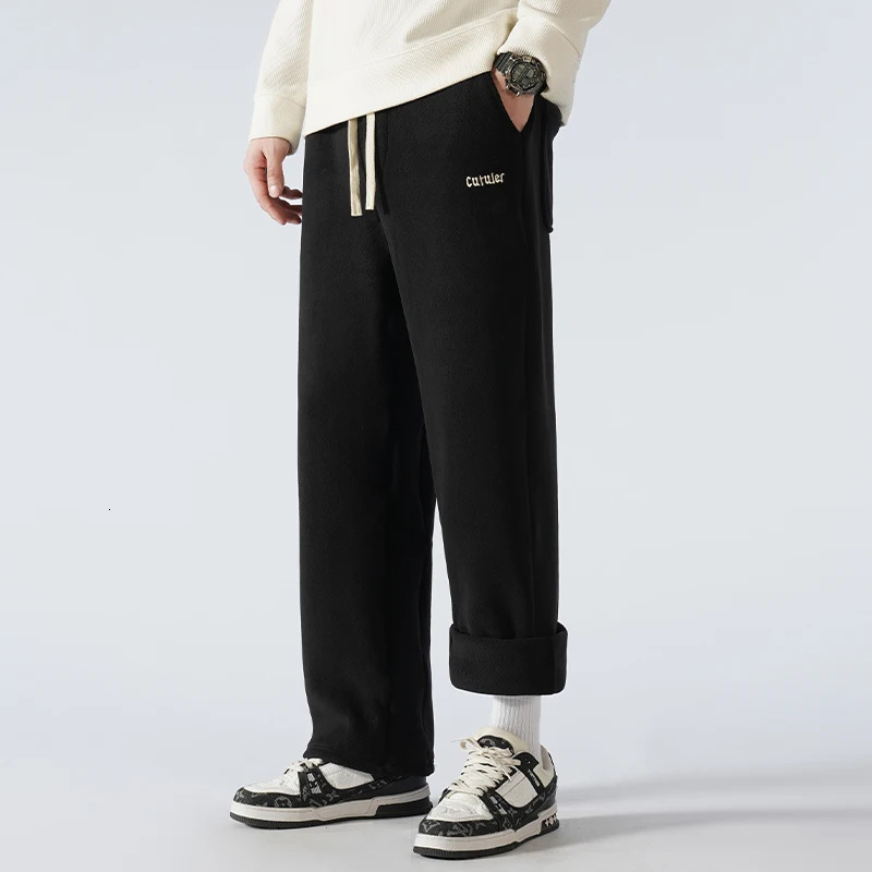 Winter Thick Fleece Warm Sweatpants Men Thickened Wide-Leg Straight Loose Track Pants Male Casual Thermal Velvet Trousers 241112