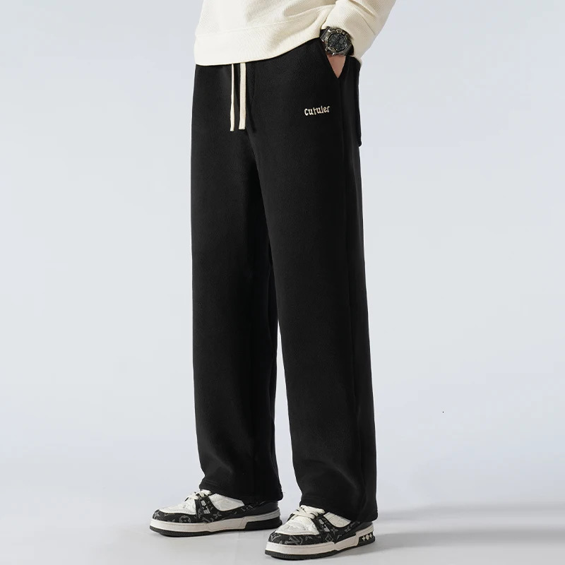Winter Thick Fleece Warm Sweatpants Men Thickened Wide-Leg Straight Loose Track Pants Male Casual Thermal Velvet Trousers 241112