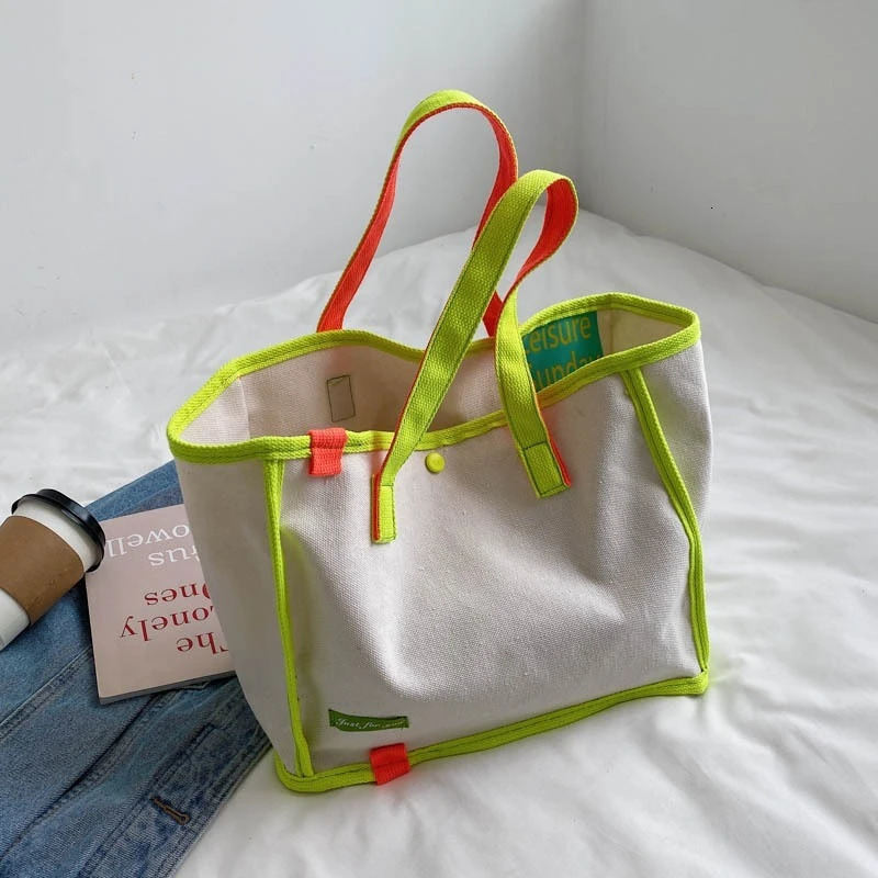 Womens canvas handbag large capacity handbag shoulder bag fashion trend wallet item 241111