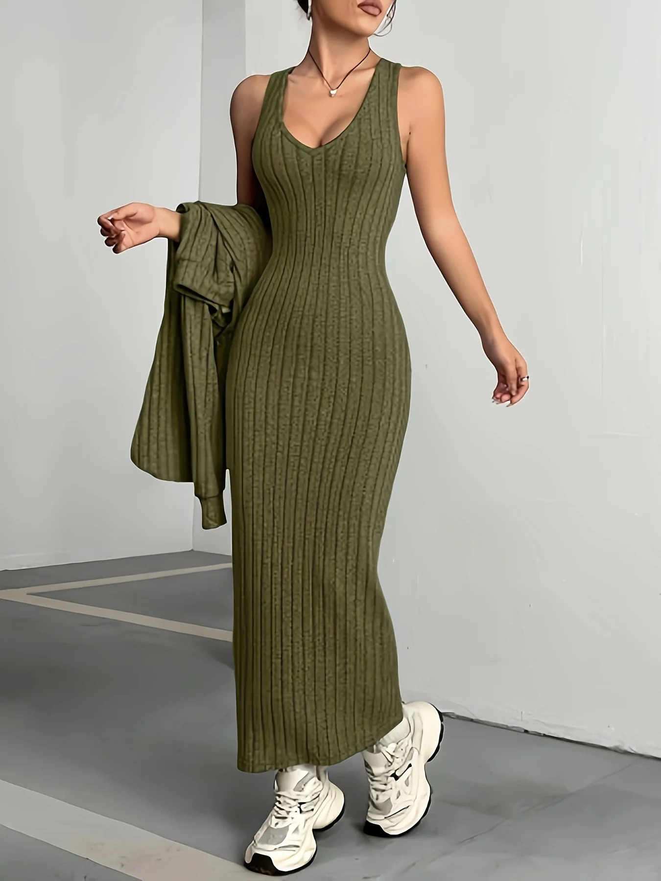 Polyester belt tight fitting suit suitable for womens tops and dresses wrapped around the hips suitable for autumn and winter daily style 241112