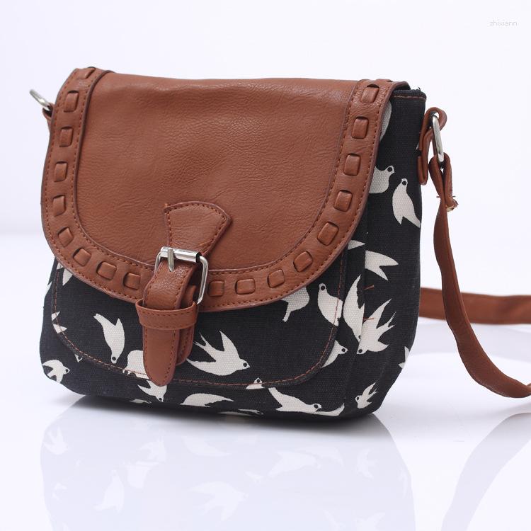 Shopping Bags Autumn And Winter European American Retro Style ral Cloth Women's Shoulder Bag Canvas Animal Pattern Casual Small Foreign zhanyishe