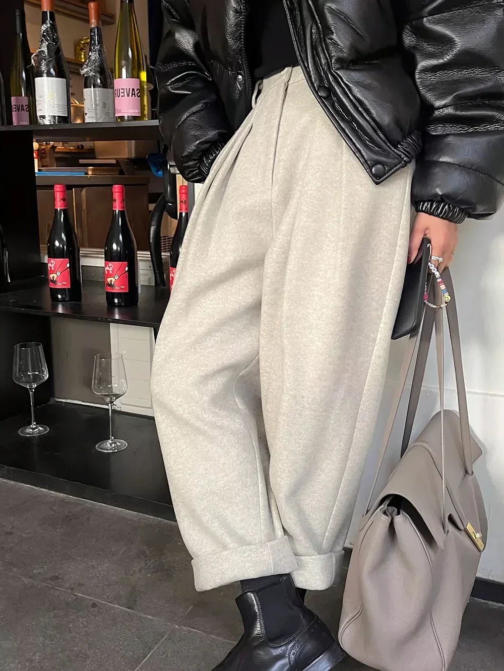 Fashionable womens casual loose pocket wool suit pants autumn and winter high waist thick Korean womens solid harem Trouser 241112