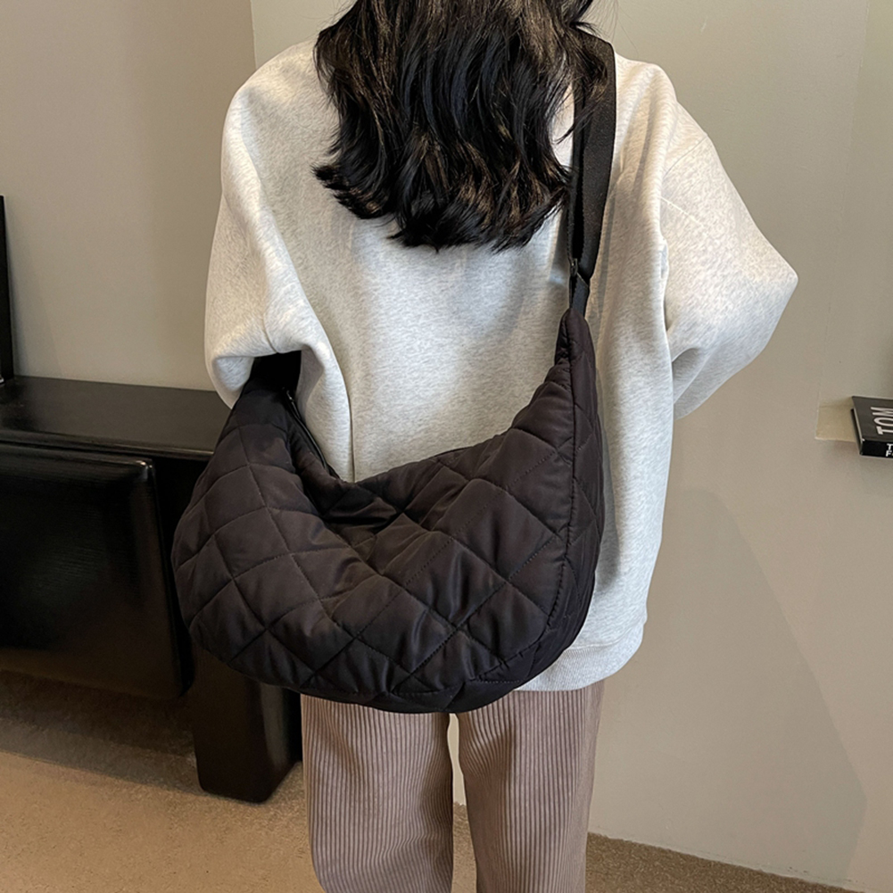 Women Padded Quilted Dumpling Bag Bubbles Shoulder Bag Large Capacity Tote Bag Solid Crossbody Bag Winter Student Satchel Bag