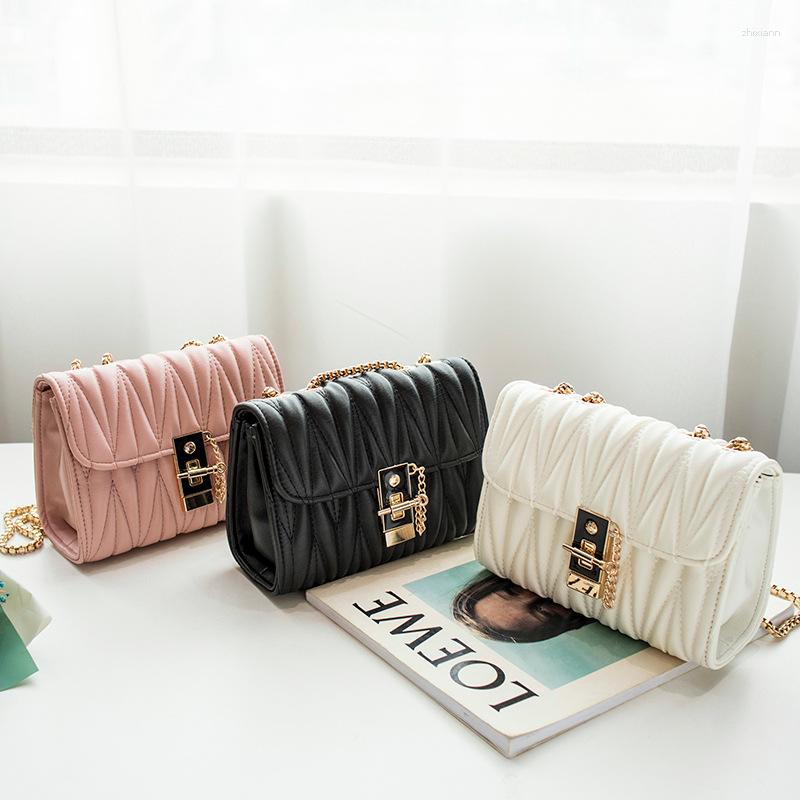 Bag Guangzhou Women's 2024 Autumn And Winter European American Style Wholesale Diamond Embroidery Thread Lock Single