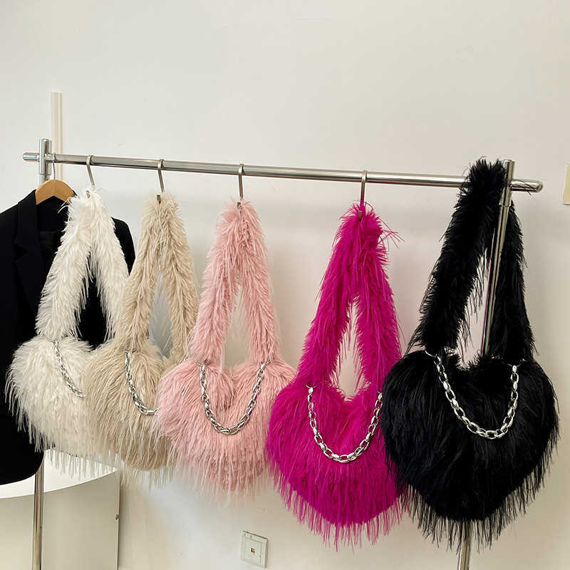 Tassel Heart Shaped Hairy Bag Autumn Winter New Plush Crossbody Bags Y2k Girl Large Capacity Shoulder Bag Women Purses Handbags 241112