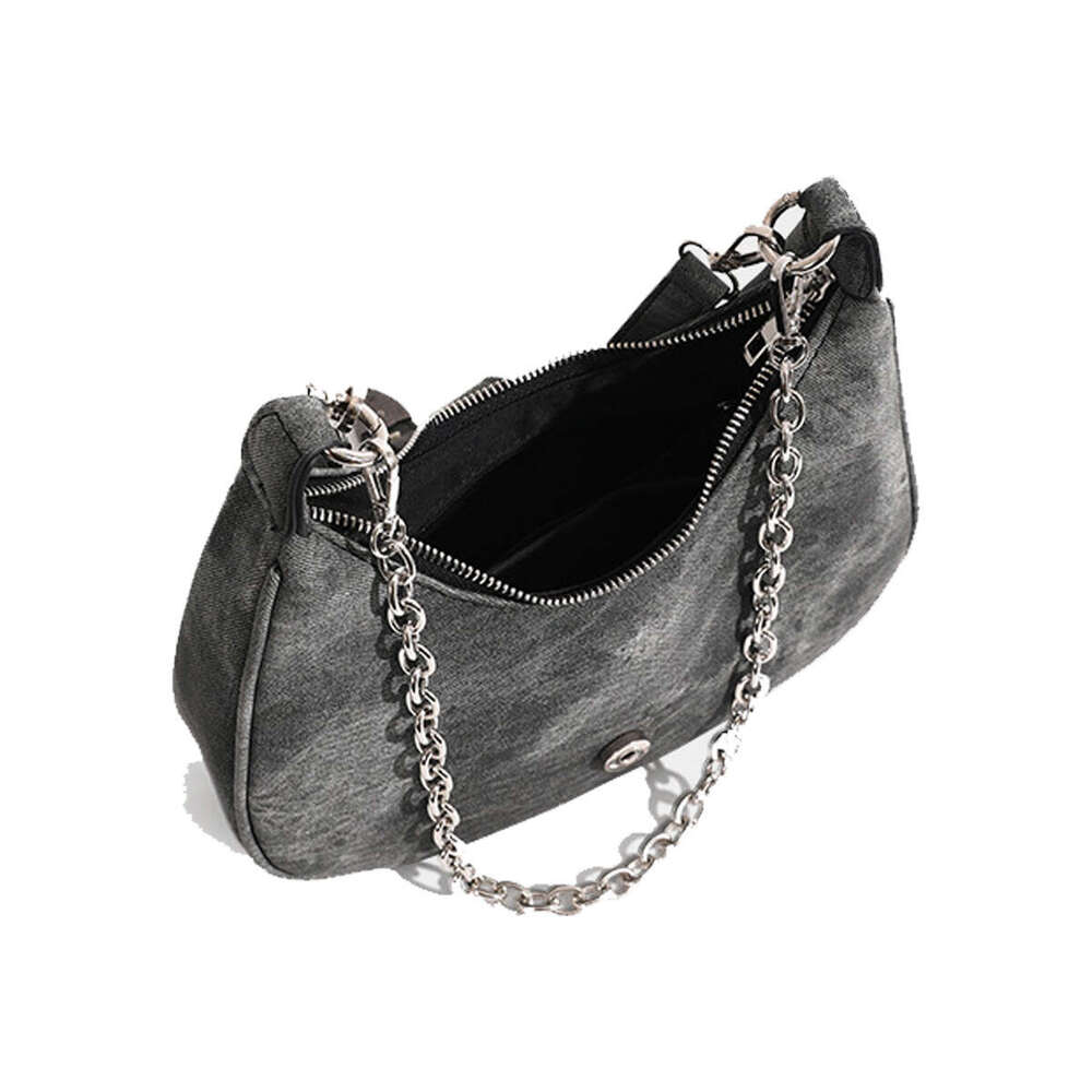 Advanced underarm female niche design new Female advanced sense crescent sweet cool shoulder bag