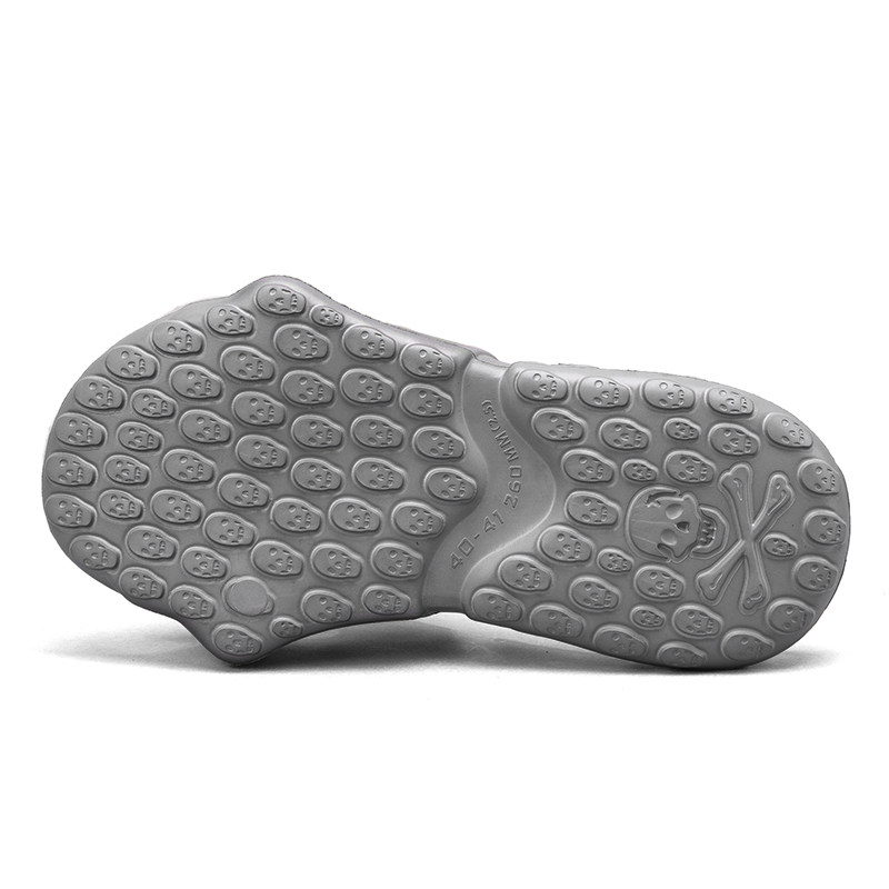 Personalized Skull Design Men Slippers Street Outdoor Beach Sandals Slides Thick Bottom Non-slip Leisure Men Home Slippers 46 47