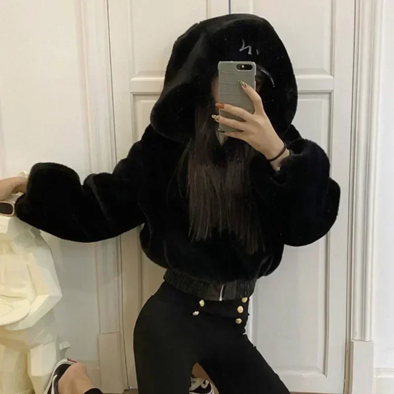 Autumn and Winter Artificial Rabbit Fur Bomber Teddy Coat Zipper Street Clothing High Waist Fur Hooded Plush Jacket Open Collar Wool Park 241112