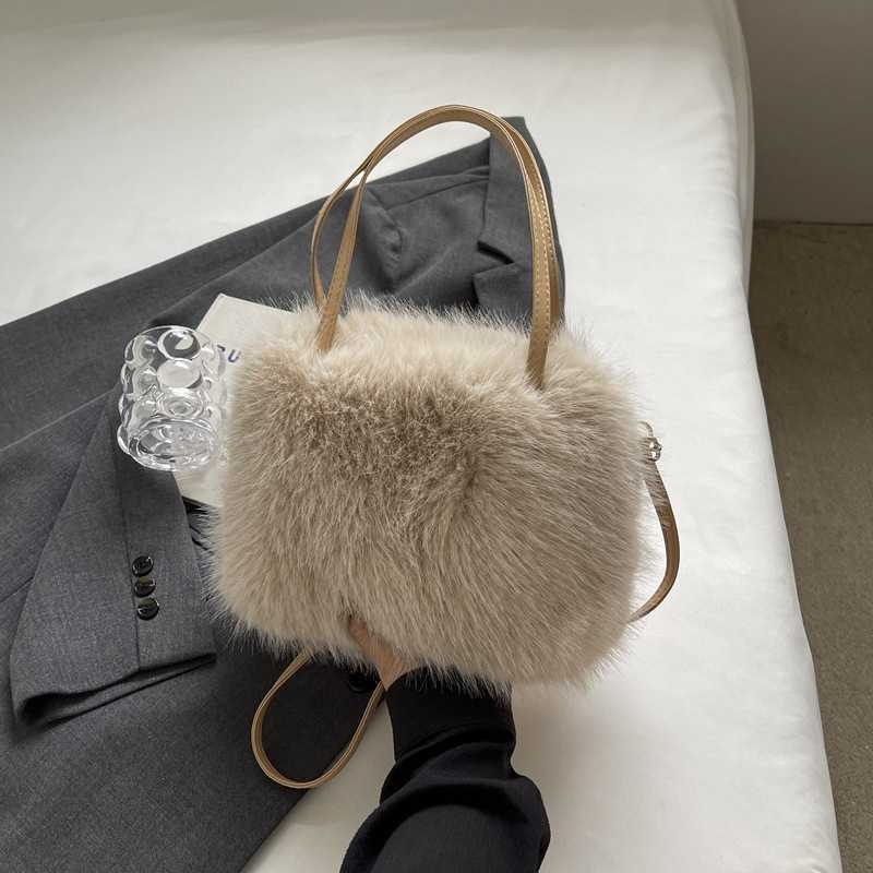 autumn winter fashionable shoulder bag diagonal crossbag imitation fox fur women's bag hand-held solid color plush small square bag 241115