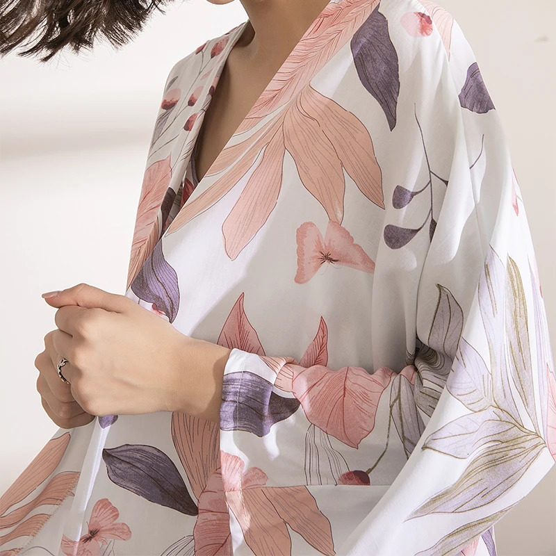 selling 3-piece soft sleepwear set suitable for spring and autumn womens sleepwear floral printed pink leaf cardiganCamisolpants 241112