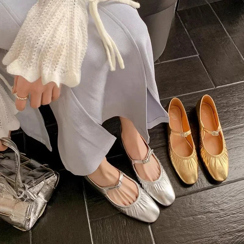 Wrinkle Fashion Ballet Apartment Womens Leather Shoes Womens Casual Buckle Silver Apartment Golden Square Toes 2024 Spring Womens Shoes 241111