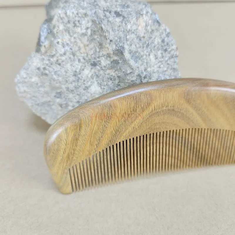 Green sandalwood super density comb flower pusher large ruffled tooth comb mini portable boys hair small wooden hair W241112