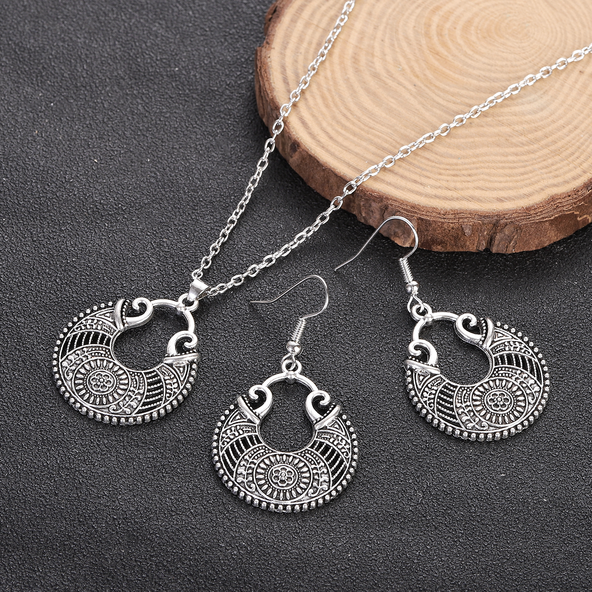 Ethnic Antique Sier Color Carving Drop Earring Necklace Women Vintage Alloy Flower Round Dangle Earring Sets Pendient Jewelry 5dc3b 5 b3e5f