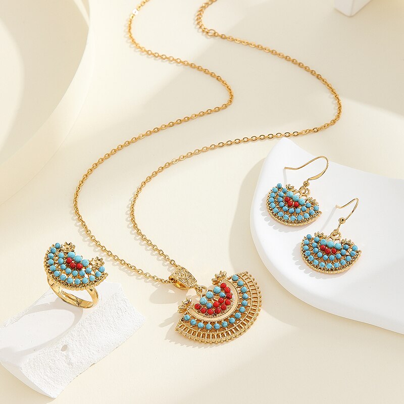 Pcs Fan Half Hollow Out Round Pearl Jewelry Set Gold Plated Earrings Ring Ladies Natural Inlaid Necklace for Party facce 5