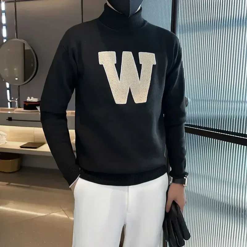 Mens turtle neck ultra-thin fit striped knitted sweater black latte art high neck long sleeved 00% collar fashionable 2024 W2411111
