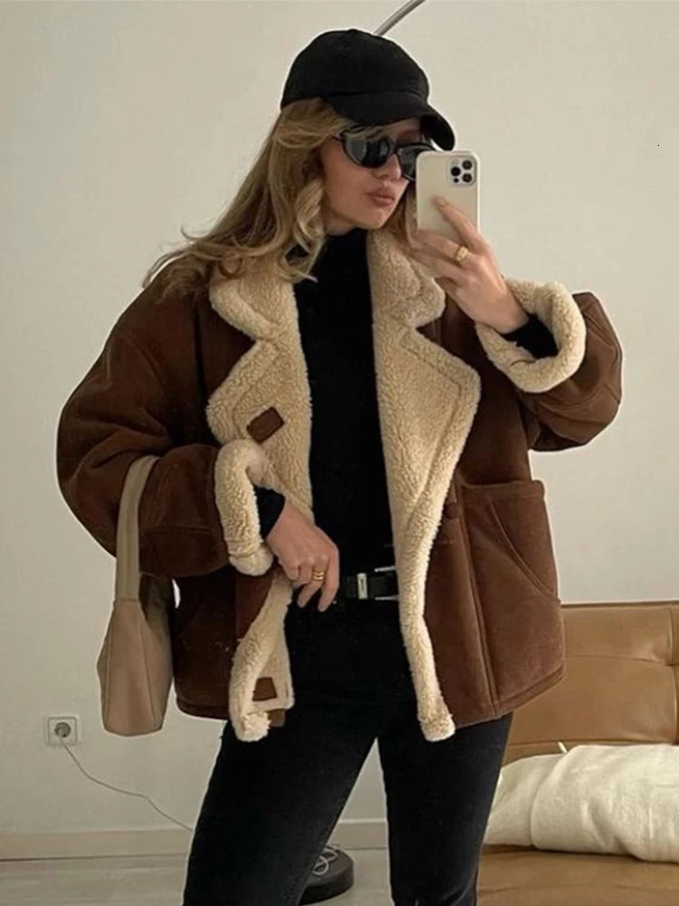 Retro artificial leather warm jacket with thick and fluffy splicing large collar jacket for women long sleeved jacket for women winter womens street j