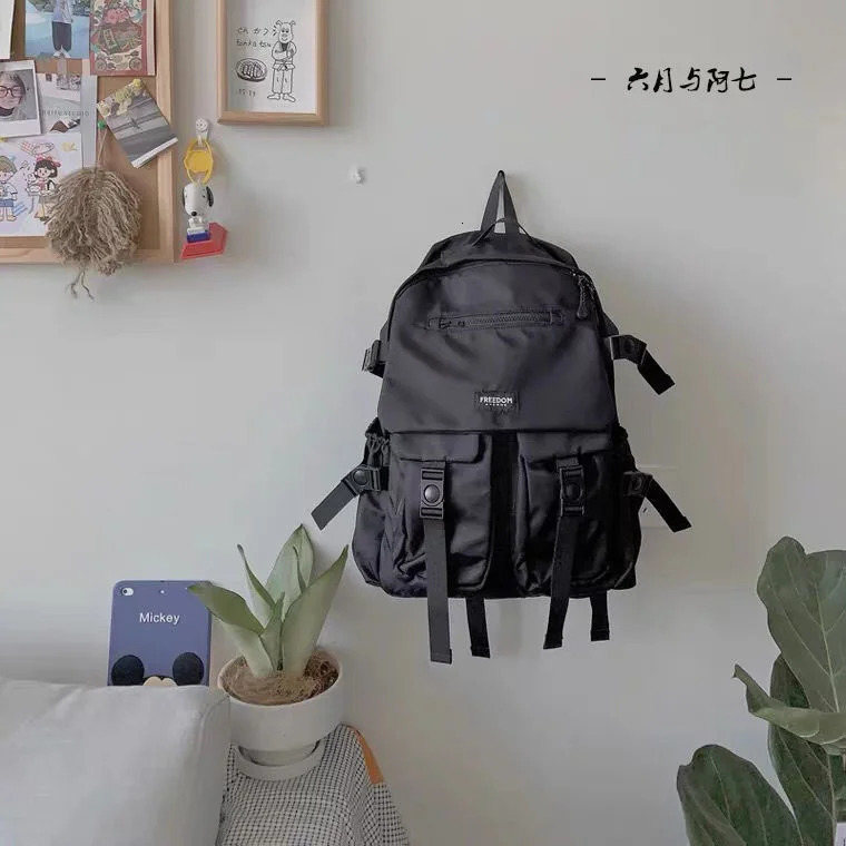 Womens Bag Trend Techwear Harajuku Nylon Large Capacity Aesthetic Gothic School Backpack Womens Motorcycle Rucksack 241111