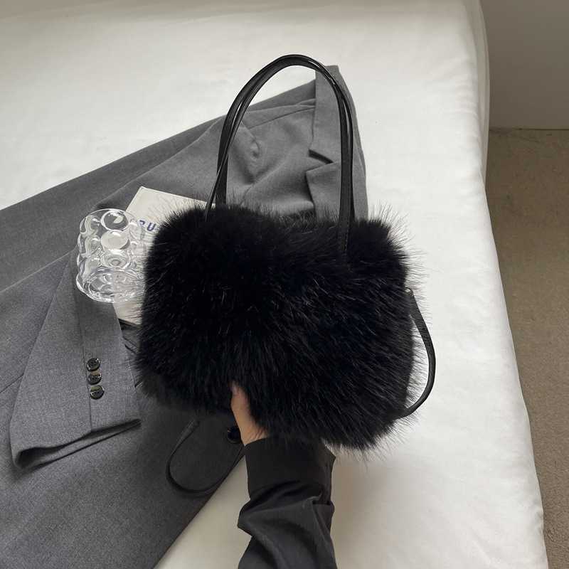 autumn winter fashionable shoulder bag diagonal crossbag imitation fox fur women's bag hand-held solid color plush small square bag 241115