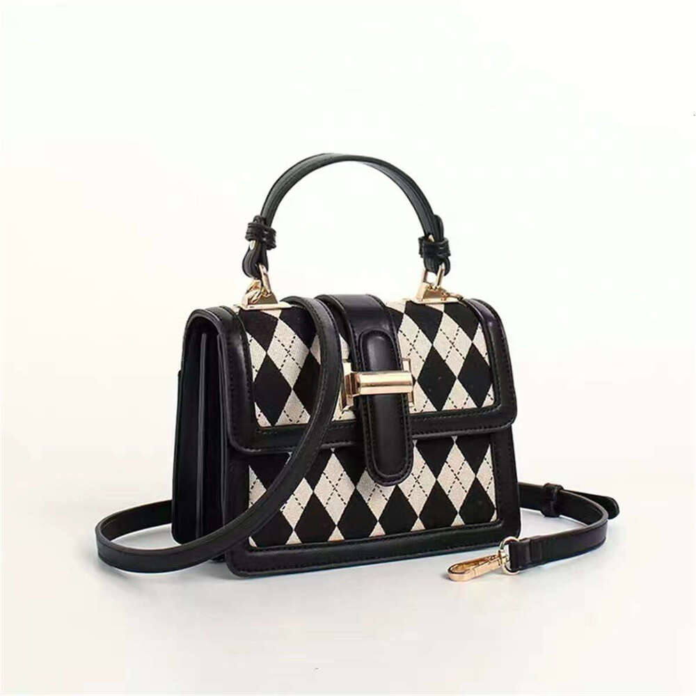 Hand checkered small square 2024 summer new chain plaid single shoulder crossbody bag woman