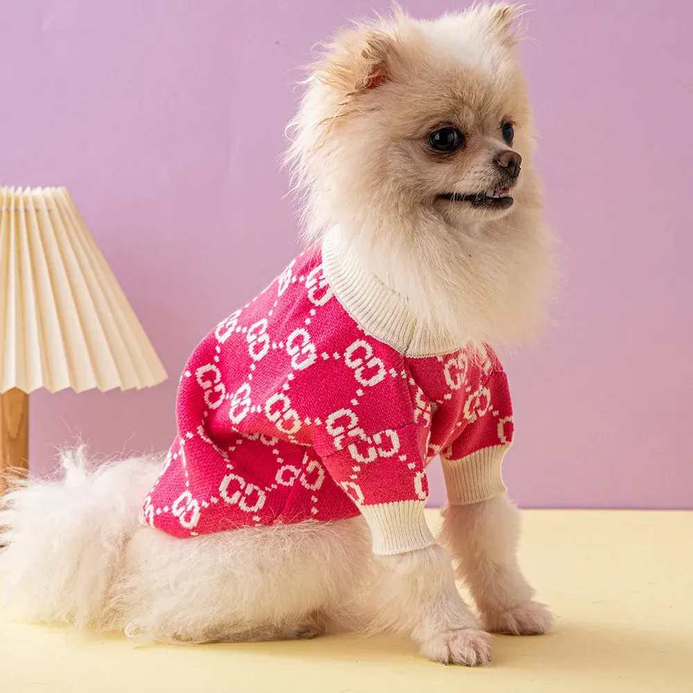 Winter high-end designer pet dog clothes puppy sweater coat coat kitten pug French bulldog Chihuahua Schnauzer Pomeranian pet products wholesale fe4