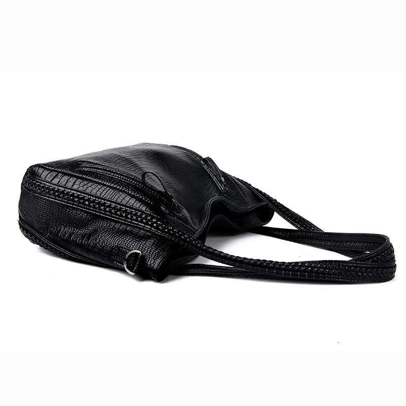 2024 spring new Japanese and South Korean version of crocodile one-shoulder women's bag large capacity handbag crossbody ladies