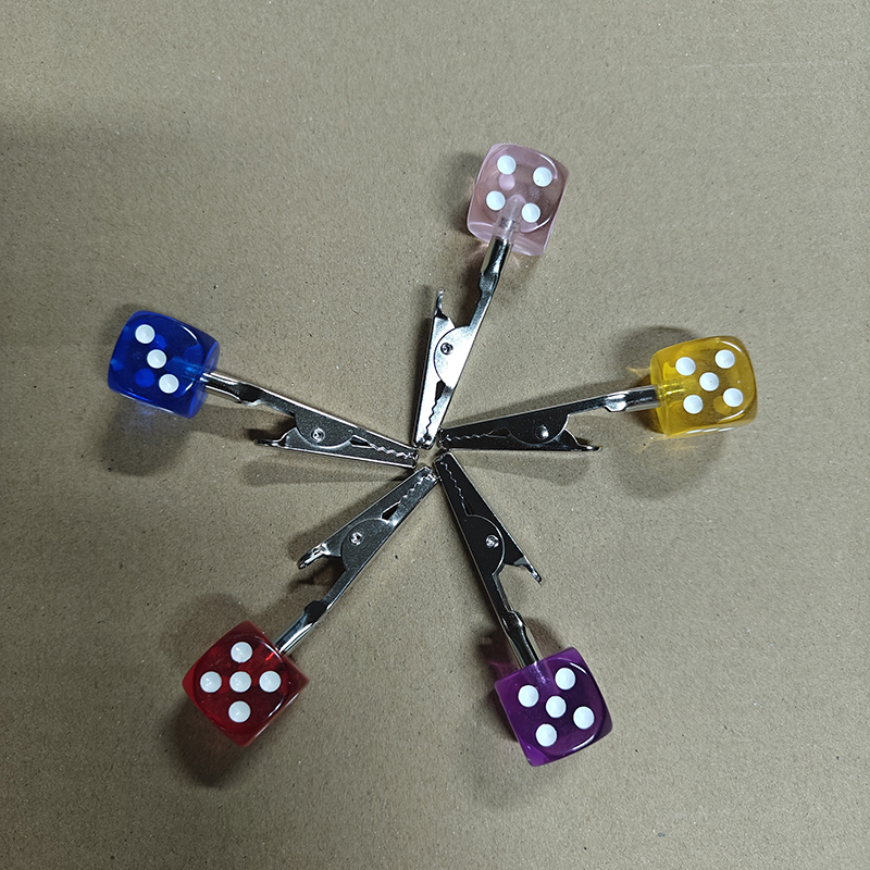 Creativity Dice Bracket Clip Household Smoking Accessories Herb Tobacco Preroll Cigarette Fixed Holder Clamp Tongs Support Stand