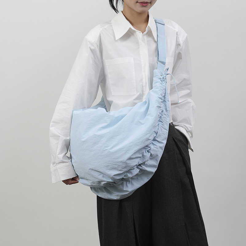 Large Pleated Crescent Wandering Bag Womens Simple Tote Casual Shoulder Bags Large Capacity Crossbody Dumpling Bag 241112