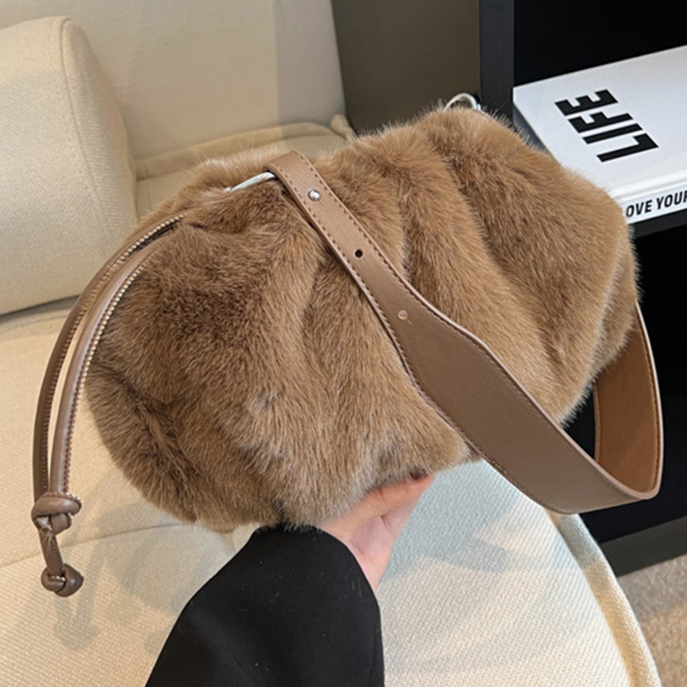 Women Plush Drawstring Bag Soft Plush Versatile Purse Faux Fur Fluffy Dating Bag Solid Color Female Winter Daily Bag